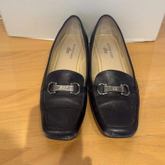 AK Anne Klein iFlex Leather Loafer - 8.5 - Picture 1 of 7